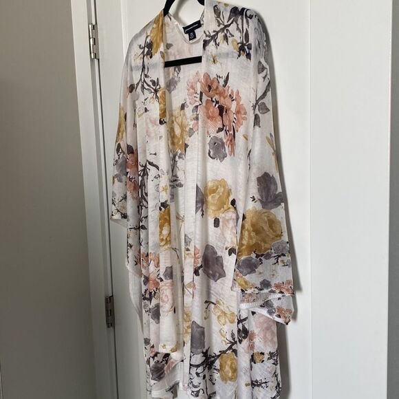 SPRING & SUMMER light weight kimono - Picture 5 of 8